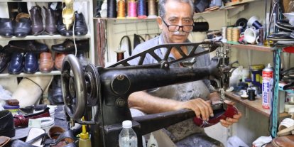 Yarım asırlık ayakkabı ustasından ailelere meslek uyarısı