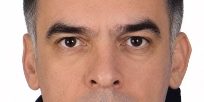 Cami avlusunda ölü bulundu