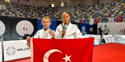 Sakaryalı sporcular Kocaeli’den madalyalar ile döndü