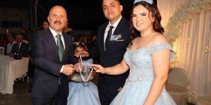 Vali Varol, şehit yakını personelin evlatlarının nişanına katıldı
