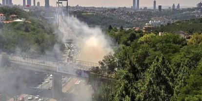 Beykoz’da kamyonet alev alev yandı