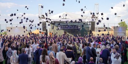 ETÜ’de mezuniyet coşkusu