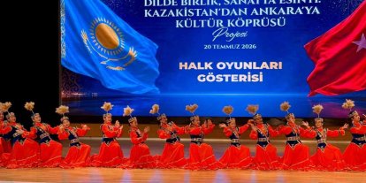 Türkiye-Kazakistan dostluğu halk oyunlarıyla sahneye taşındı
