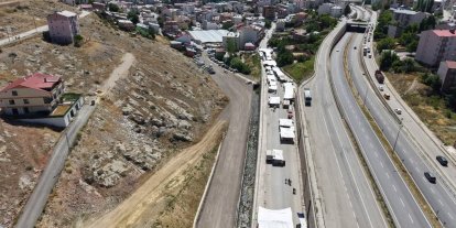 Kapalı halk pazarı otoparkı hizmete açıldı