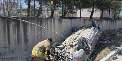 Antakya’da takla atan aracın sürücüsü yaralandı