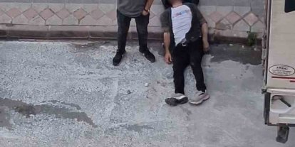 Arnavutköy’de akıl almaz anlar: Kafasını defalarca kamyonet kasasına vurup kendisini bayılttı