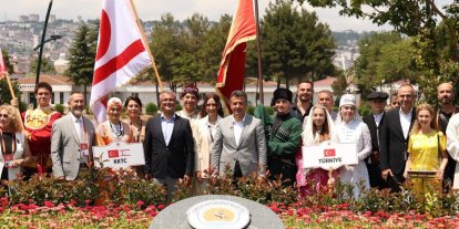 12 ülkenin halk dansları ekipleri Samsun’da