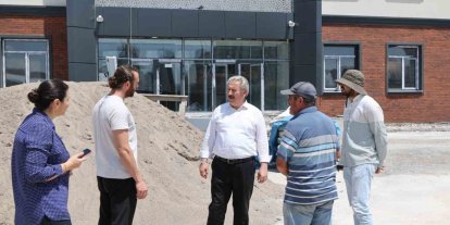 Başkan Palancıoğlu, Yıldırım Beyazıt Mahallesi’ndeki okul çalışmalarını inceledi
