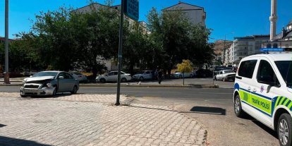 Elazığ’da trafik kazası: 3 yaralı