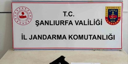 Şüpheli şahısların üzerindn uyuşturucu ve silah çıktı