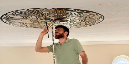 İmamın sanat sevgisi camiye yansıdı