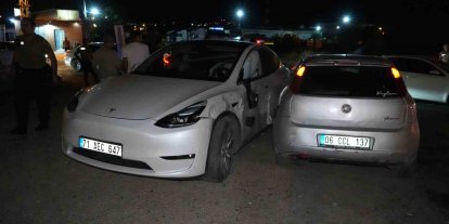Kırıkkale’de iki otomobil çarpıştı: 4 yaralı
