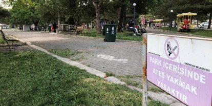Atatürk Parkı’nda mangal yasağı deliniyor, vatandaş tepkili