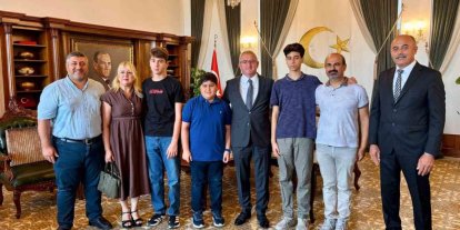 İskenderun’da 2 öğrenci LGS’den tam puan aldı