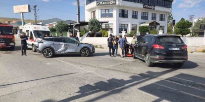 Van’da trafik kazası: 2 yaralı