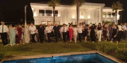 Pamukkale’deki düğünde Karadeniz rüzgârı esti