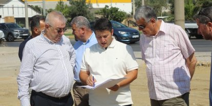 Edremit’te trafiği rahatlatacak yan yol çalışması