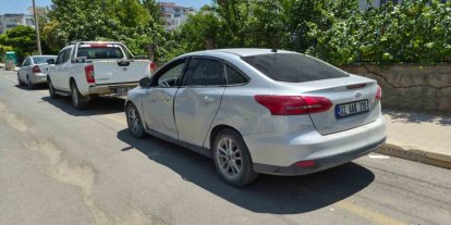 Motosiklet ile otomobil çarpıştı: 1 yaralı