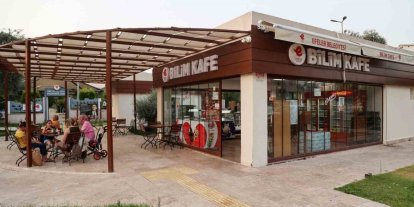 Efeler’de Bilim Kafe yaz akşamlarında da ziyaretçilerini ağırlayacak