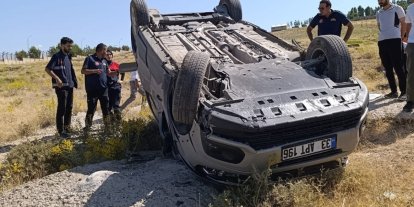 Kamyonet takla attı: 4 yaralı