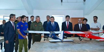 İHA yarışmalarında görev alacak pilotların eğitim gördüğü merkeze Vali Yılmaz’dan ziyaret