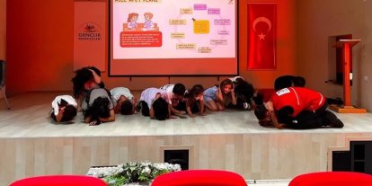 Kızılay’dan yaz kursu öğrencilerine afet bilinci eğitimi