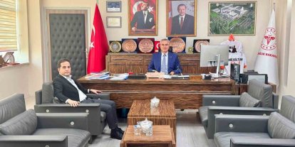 Başkan Aküzüm, sağlık çalışanlarının sorunlarını İl Sağlık Müdürü Asiltürk’e iletti