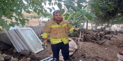 Hatay’da yerleşim alanlarında görülen yılanlar doğal yaşam alanına bırakıldı