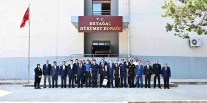 Denizli Valisi Yavuz Selim Köşger Beyağaç’ta temaslarda bulundu