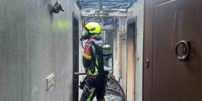 Gönen’de 2 katlı evde çıkan yangında hasar meydana geldi