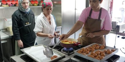 Denizli Büyükşehirden geleceğin şeflerine profesyonel eğitim