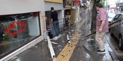4’üncü kattan aşağı düştü, şans eseri ölen ya da yaralanan olmadı