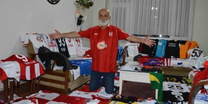 Balıkesir’de 300 formalık koleksiyon