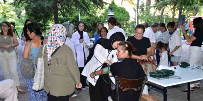 Hayata Dokunanlar Topluluğundan Sağlık taraması ve İlk yardım eğitimi