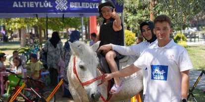 Altıeylül’de minikler midilli atlarla tanıştı