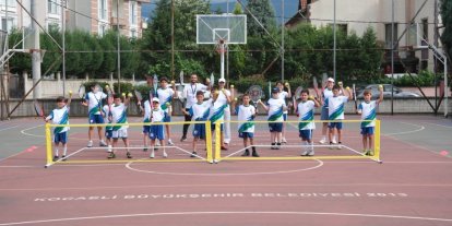 Çocuklar yazın rotasını spora çevirdi
