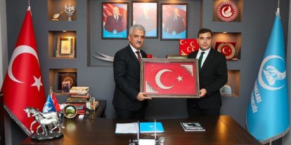 Vali Mehmet Makas Ülkücü gençlerin misafiri oldu