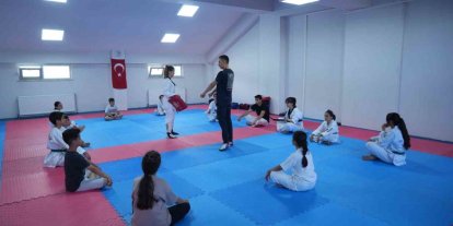 Yaz Spor Okulları’nda tekvandoya yoğun ilgi