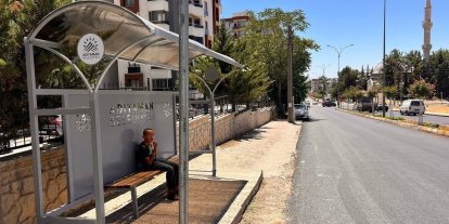 Adıyaman’da otobüs durakları yenileniyor