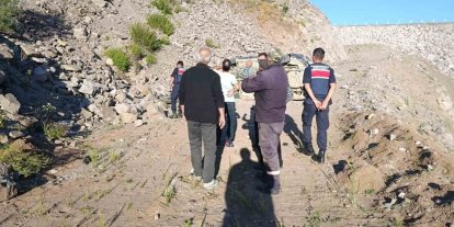 Otomobil şarampole yuvarlandı: Aynı aileden 3 kişi hayatını kaybetti