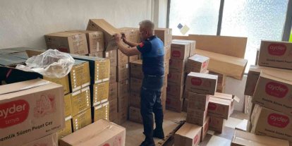 Zabıta ekipleri son kullanım tarihi geçen 768 kilogram poşet çaya el koydu