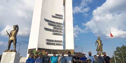 Turist rehberleri Bilecik’in tarihi yerlerini gezdi
