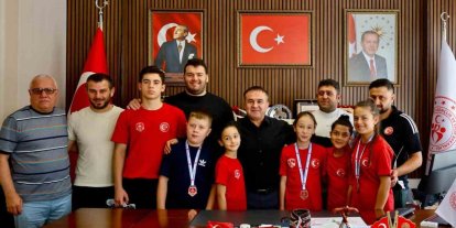 10 bin sporcunun yarıştığı Türkiye şampiyonasında Bilecikli güreşçilerden büyük başarı