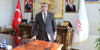 Van OSB Başkanı Aslan’dan yatırımcılara çağrı: "Memleketinize yatırım yapın, hem siz kazanın hem Van kazansın hem de gençlerimiz göç etmesin"
