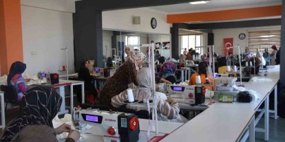 Şahinbey Belediyesi kadınları meslek öğreterek üretime dahil ediyor