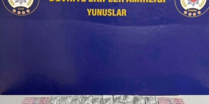 Beşiktaş’ta şüphe üzerine durdurulan araçta çamaşır makinesine gizlenmiş 37 paket esrar ele geçirildi
