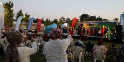 Derince’de tarihi ve nostaljik konser