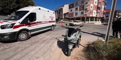 Tavşanlı’da otomobil ile motosiklet çarpıştı: 2 yaralı