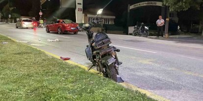 Sivas’ta motosiklet ile elektrikli bisiklet çarpıştı: 2 ağır yaralı