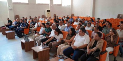 Ula Kaymakamı Ekinci muhtarlarla buluştu